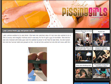 Tablet Screenshot of kinkypissinggirls.com